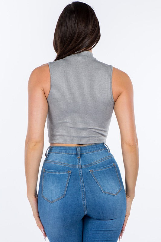 CROP TOP IN BLACK