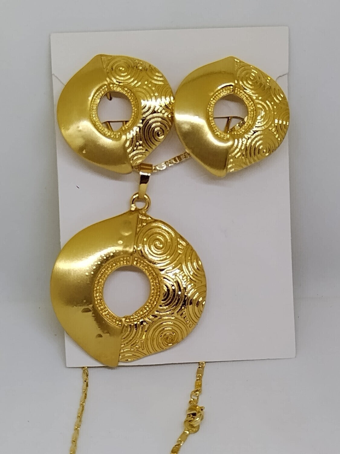 Round 3 Piece Set