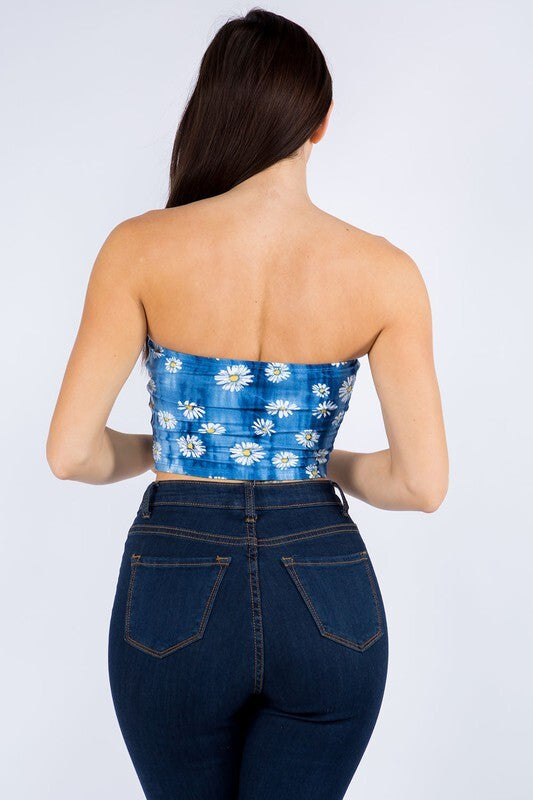 ​OFF SHOULDER TIE DYE AND DAISY PRINTED TUBE TOP.