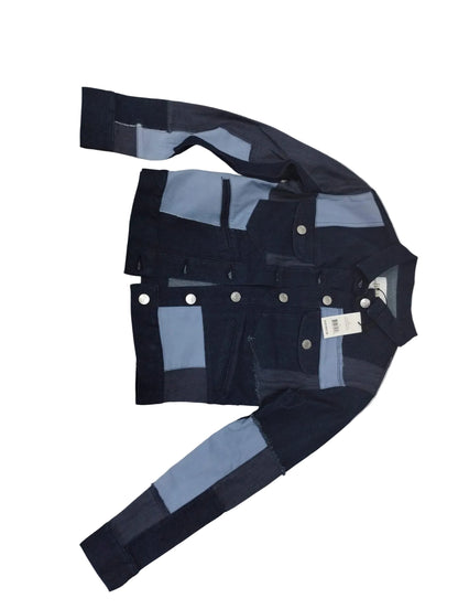 jackets en jeans azul claro y azul oscuro.