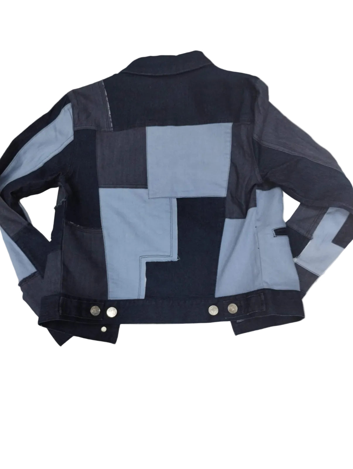 jackets en jeans azul claro y azul oscuro.