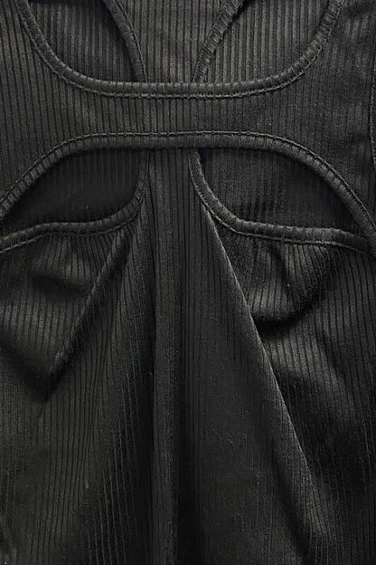 CROP TOP IN BLACK
