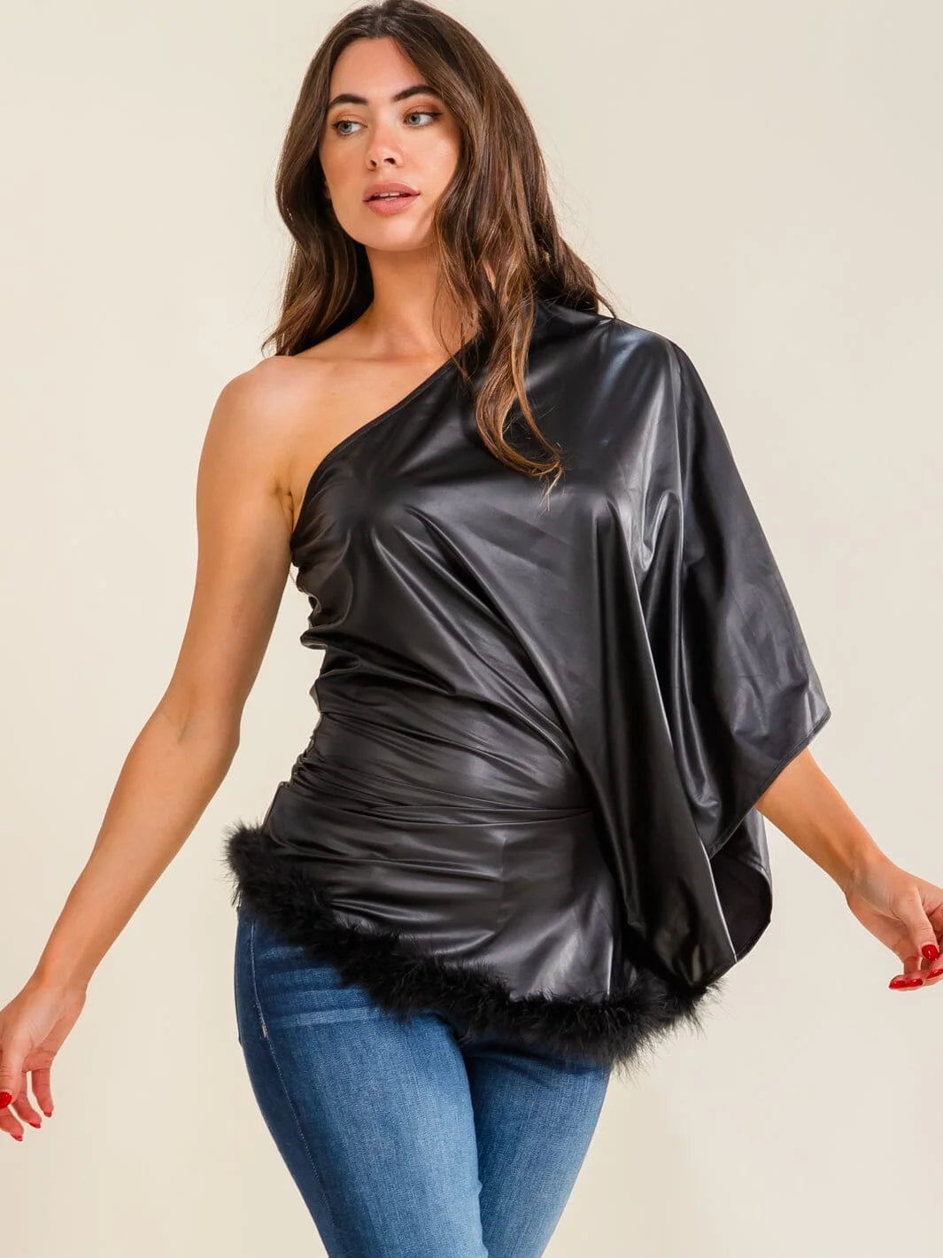 blouse from ENTRO, crafted from a luxurious polyester