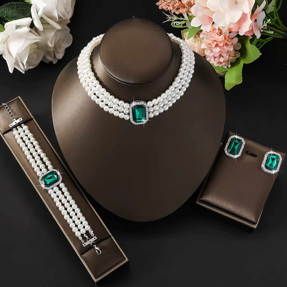 European and American style pearl necklace, bracelet, and earring set, wholesale accessories