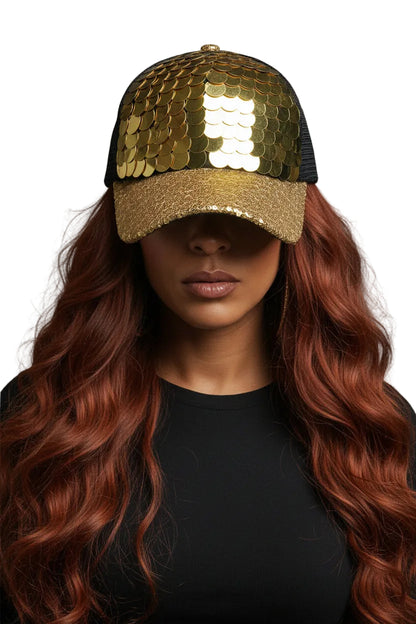 Gorra  con  lentejuela dorada con negro