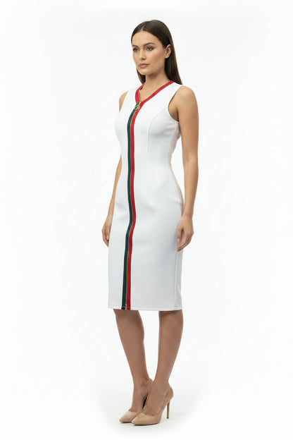 Vestido blanco con raya roja y verde en la parte frontal verde verde y rojo verde rojo