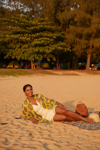 Transparent scarf for picnic, multipurpose beach cover