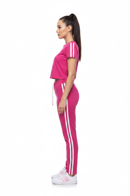Conjunto de dos piezas color sólido con raya a los lados