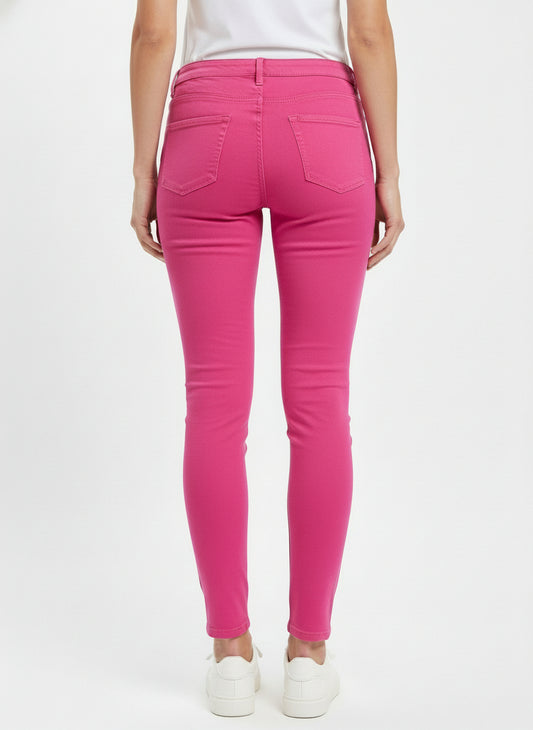 pants Yes, in pink.