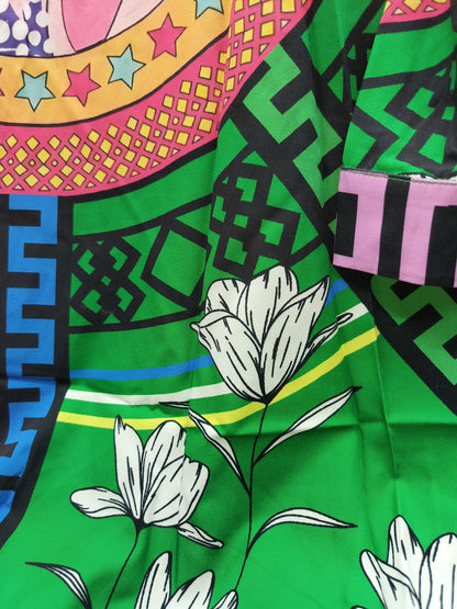 Vestido en  diseño   mix colores verde rosado y todos los colores juntos