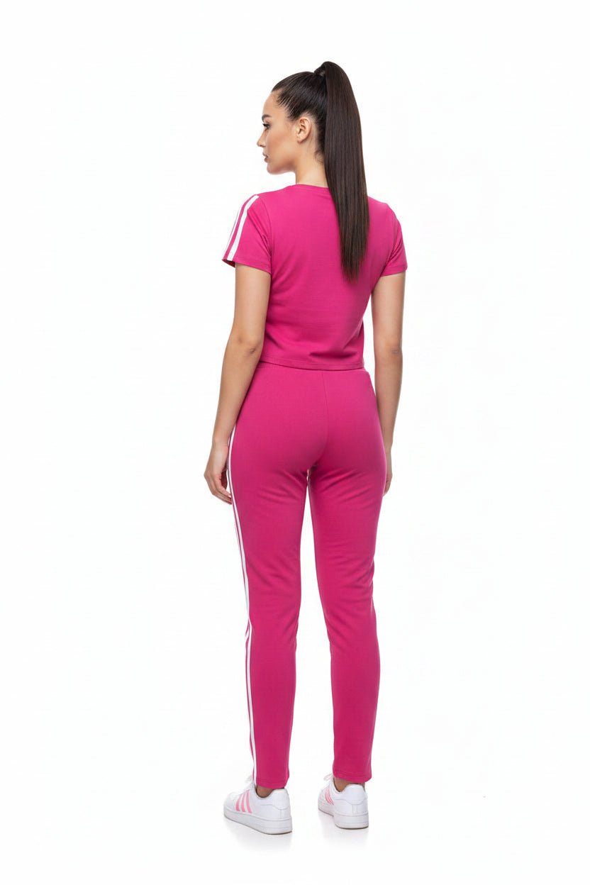 Conjunto de dos piezas color sólido con raya a los lados