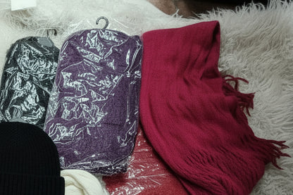 Choose your style with this transformable scarf