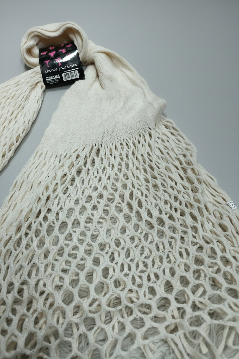Choose your style with this transformable scarf