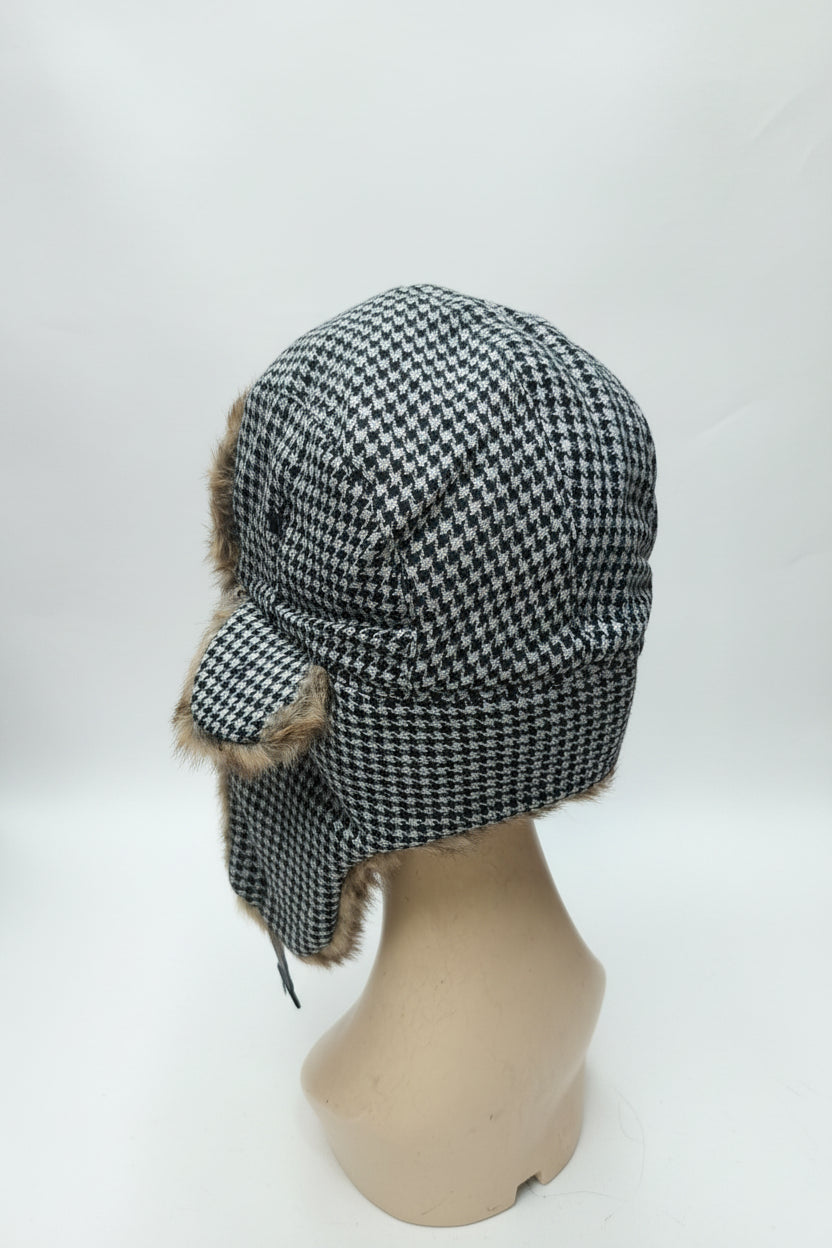 Carbon hat for winter
