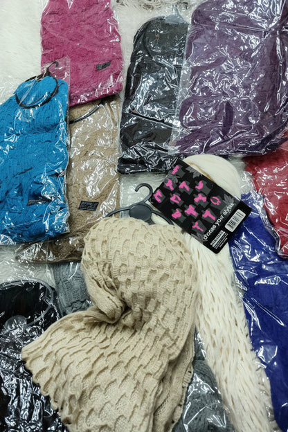 Choose your style with this transformable scarf