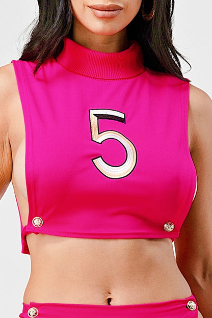 SET Two-piece set colors: fuchsia. and black.